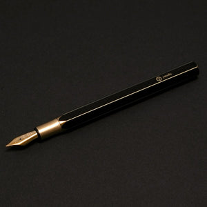 Ystudio - Desk Fountain Pen (Brassing)